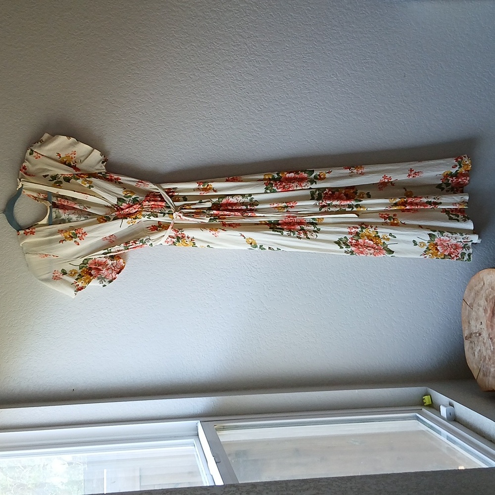 ILLA ILLA FLORAL MAXI DRESS
